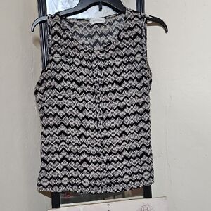 Calvin Klein Women's Black and White Chevron Top